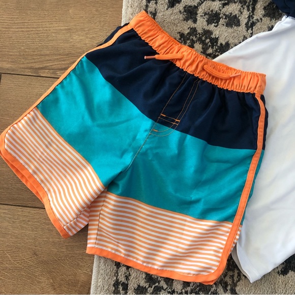 Wonder Nation 4T swim outfit - Picture 2 of 8